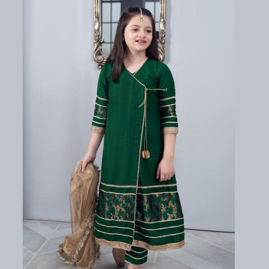 3 Pcs Girls Lawn Embroidered Unstitched Dress