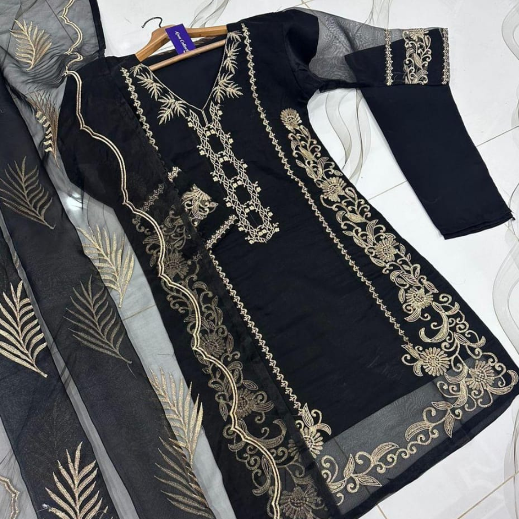 3 Pcs Women’s Stitched Embroidered Organza Dress