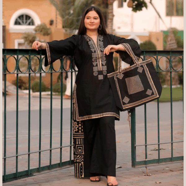 Embroidered Dress With Bag